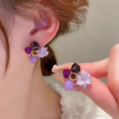 Flower Crystal Korean Earrings for Women – Elegant Fashion Jewelry with Sparkling Stones | Stylish Floral Studs (AXT-104) – Black