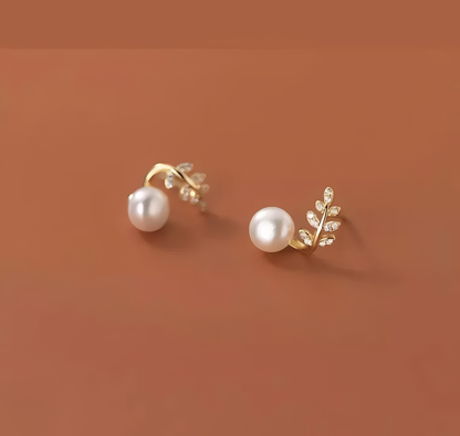 Elegant Leaf Pearl Korean Earrings for Women – Stylish Golden Fashin Jewelry for oCasual & Formal Wear (AWT-103) h1